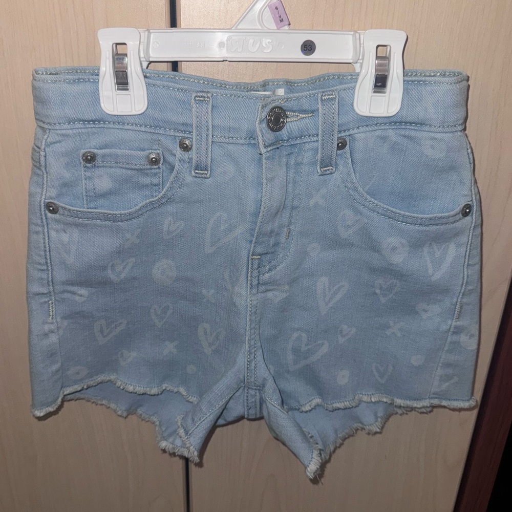 Denizen from Levi’s girl denim shorts size 8